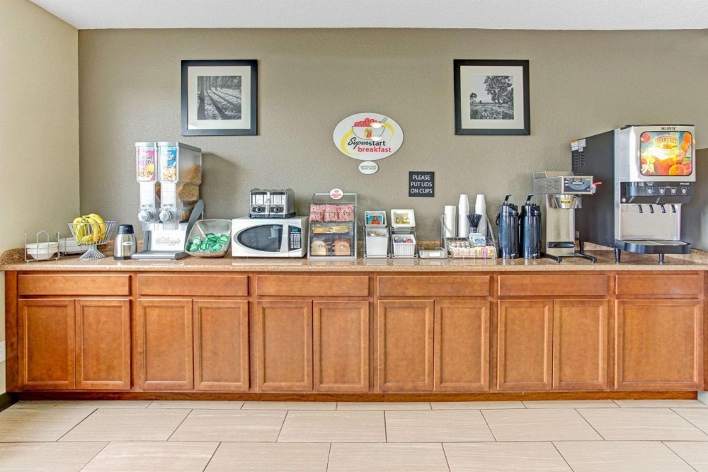 King Room - Non-Smoking